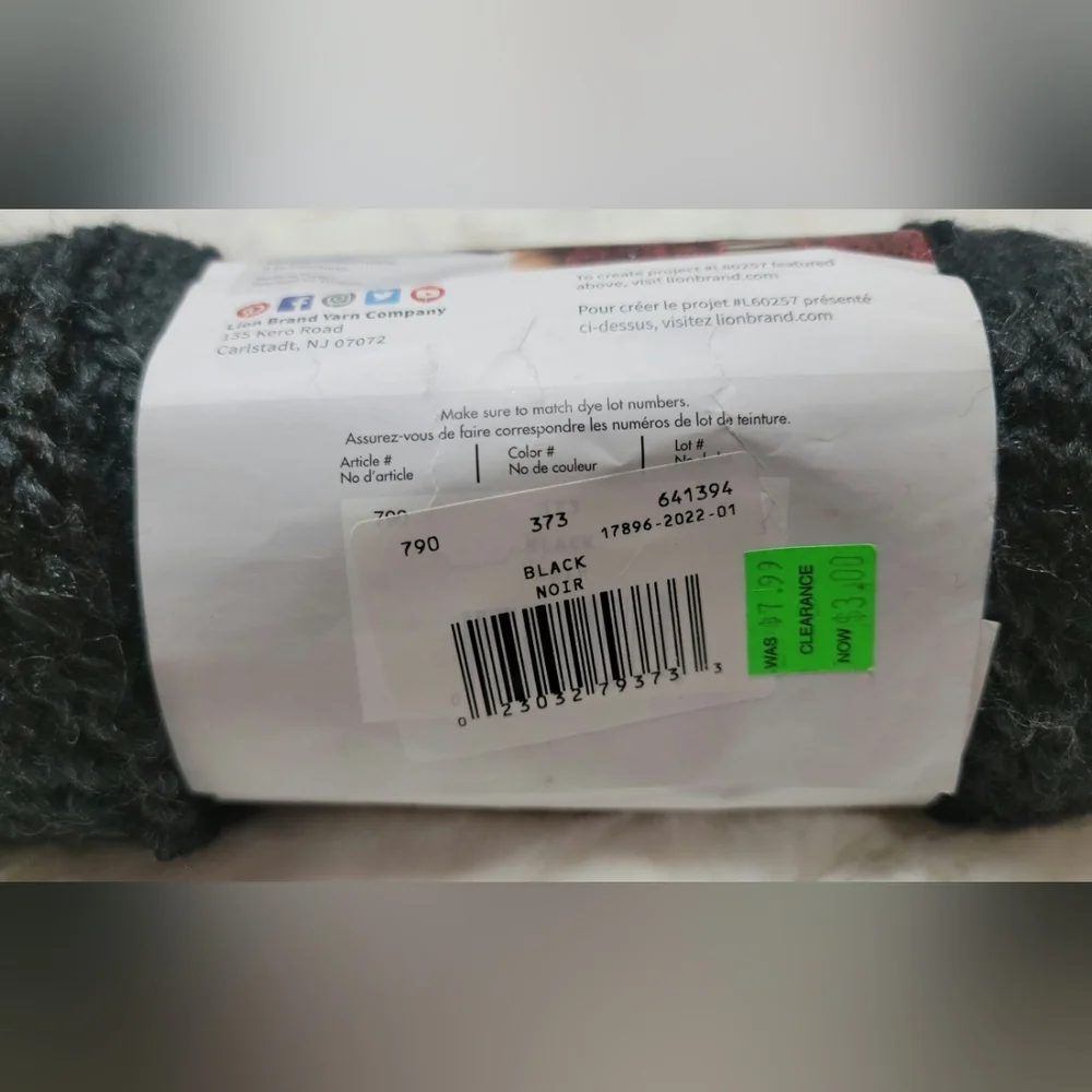 Bundle of #5 Bulky Yarn Multi-Color Lot Knitting Crochet Crafts 17 Skeins Chunky - Picture 16 of 16